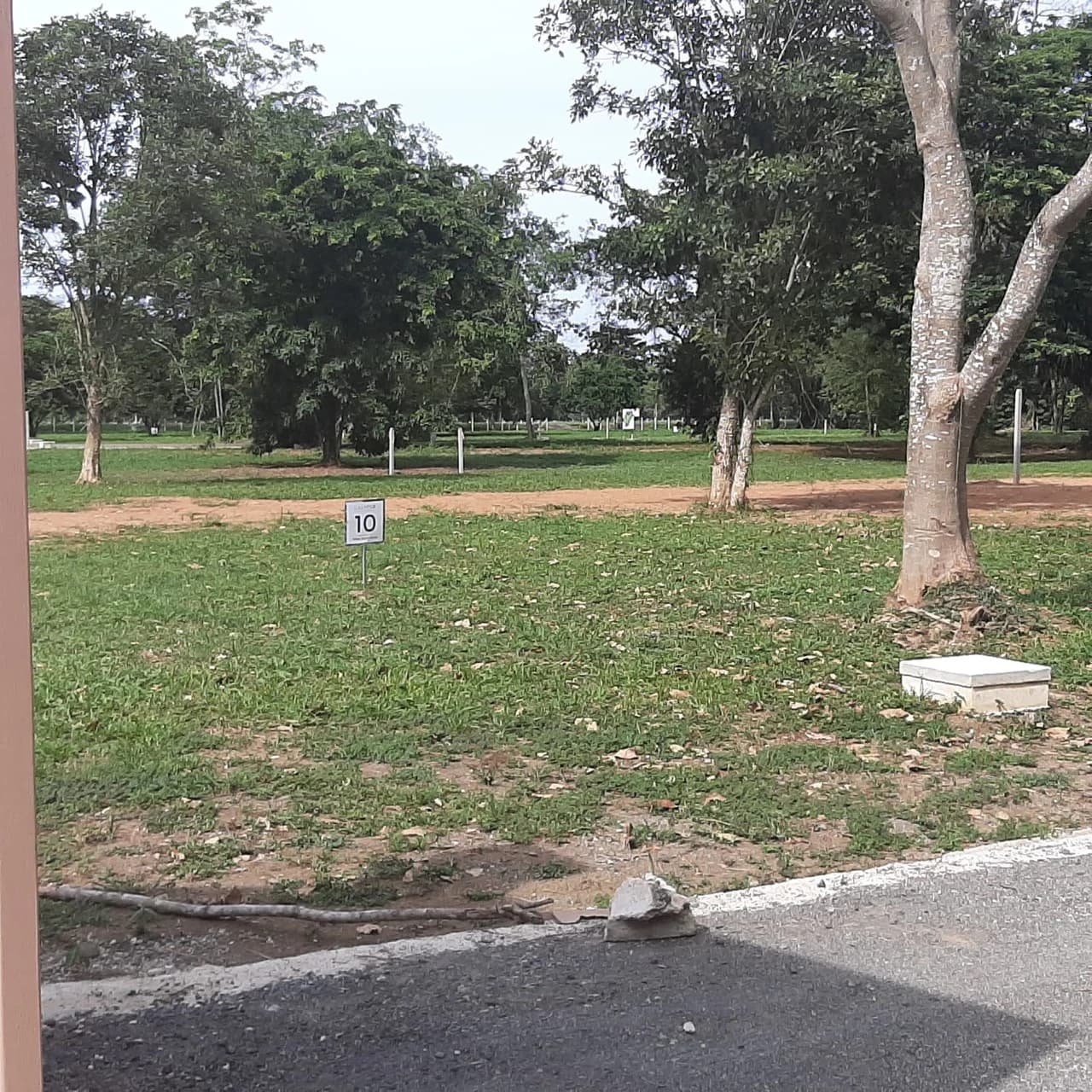 2000sqm lots close to the coast available now - photo 2