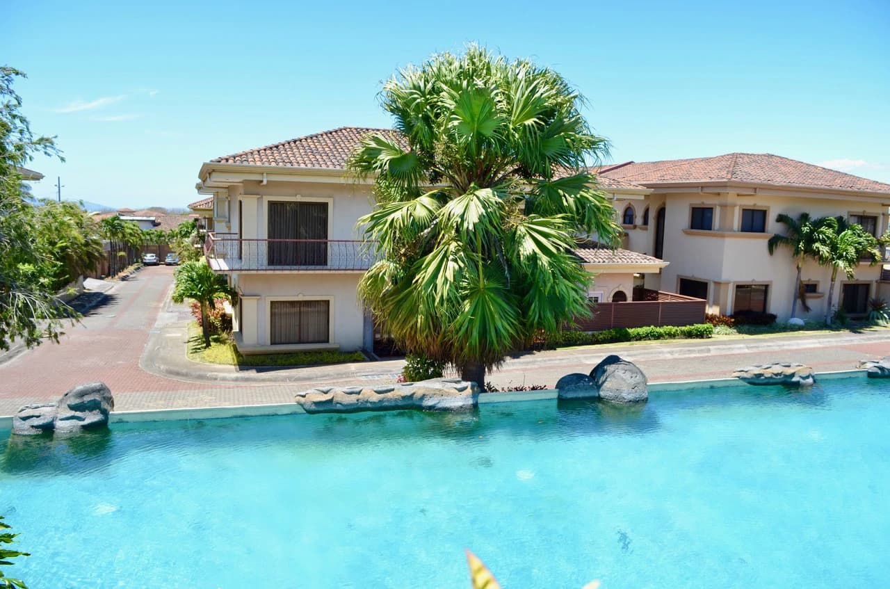 House for sale in Belen, Heredia, Costa Rica. Totally furnished!!! - photo 2