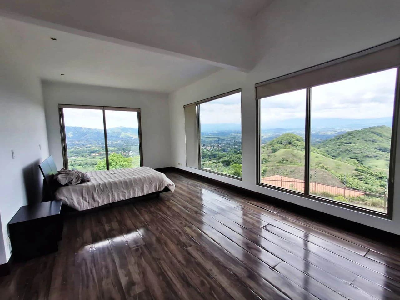 Casa Spectacular!: Entertainer's Dream Estate with Unrivaled 300° City Views! - photo 14