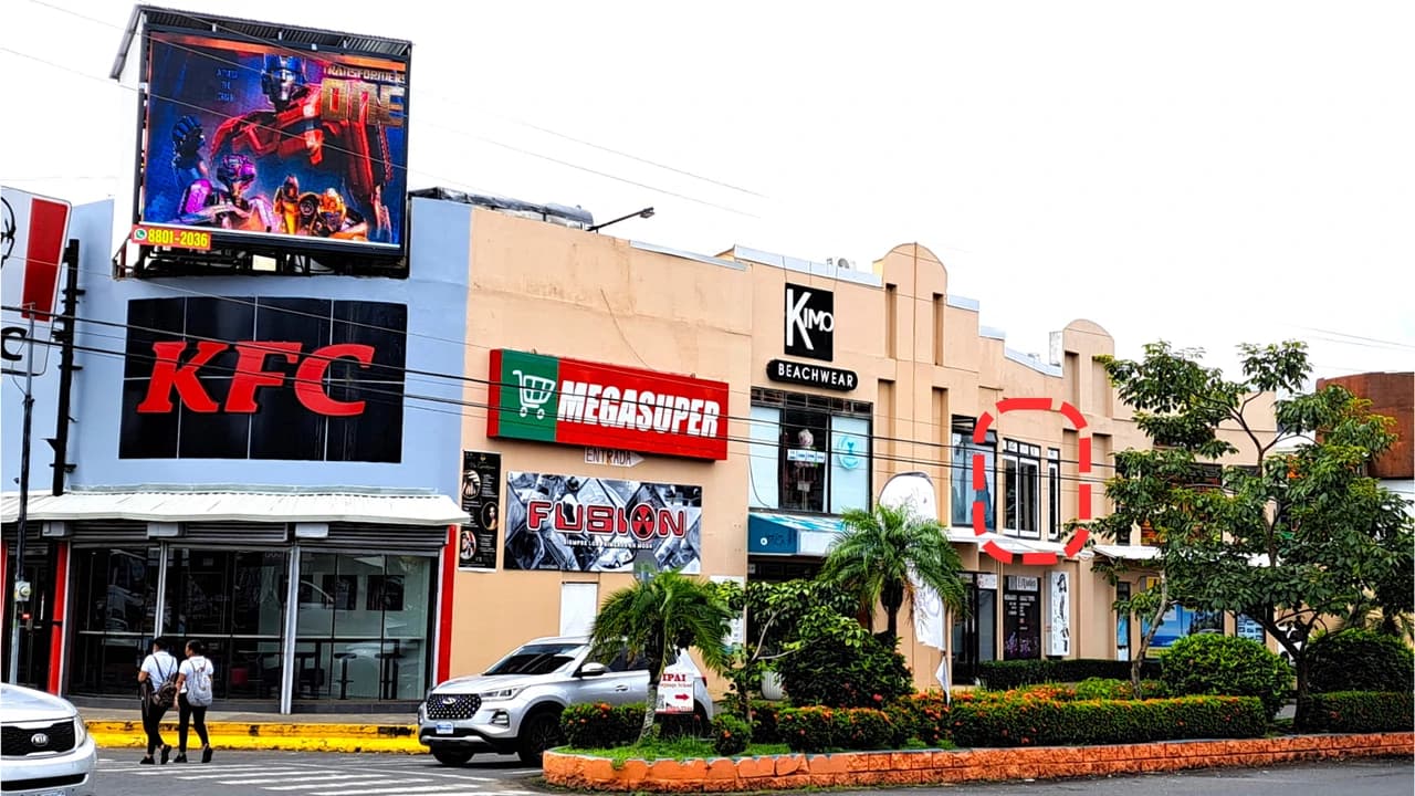 Shop Space with Loft in Jaco’s downtown Plaza Coral for Sale or Rent - photo 2