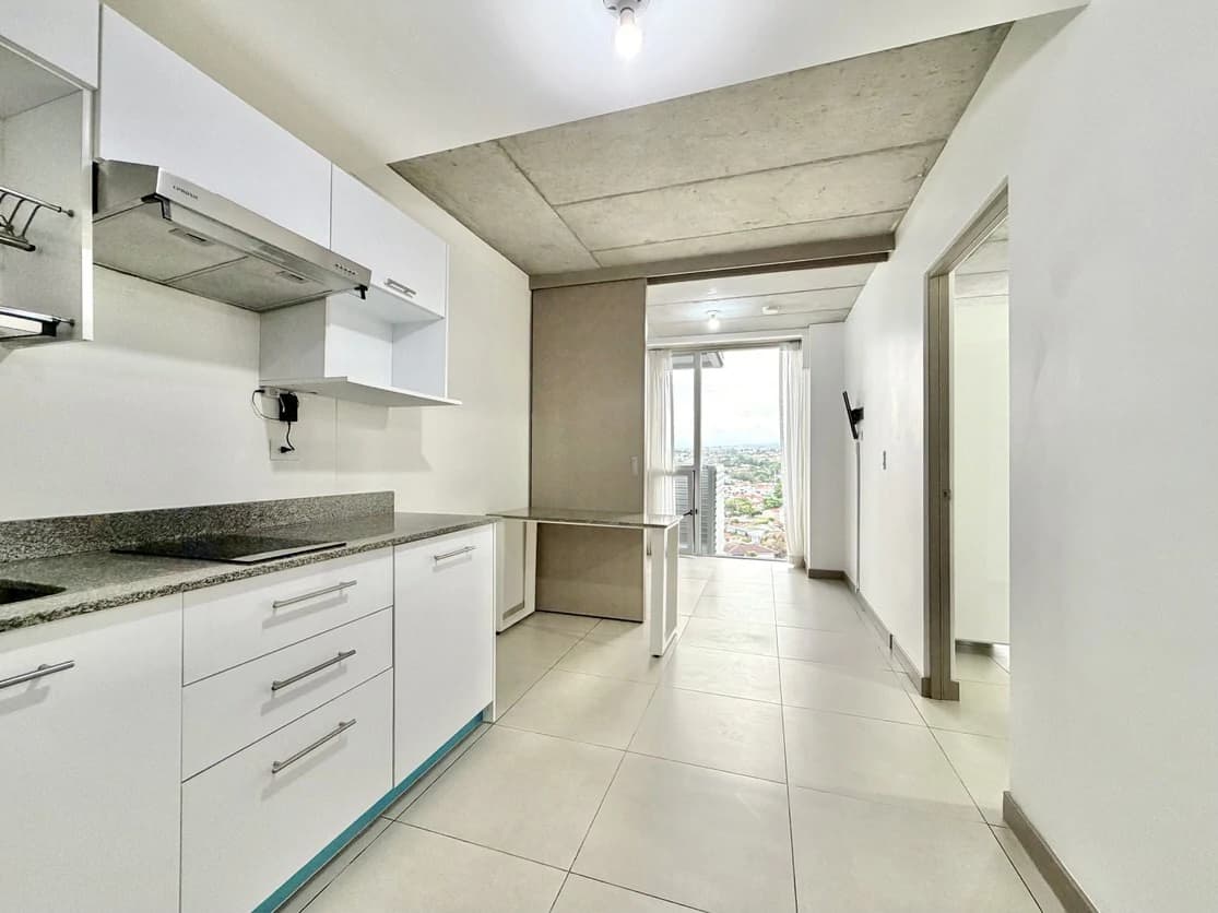 Torre iFreses —: Apartment for Sale | 1 Bedroom | 17th Floor | Panoramic Views | Airbnb Friendly | Curridabat | $115,000 - photo 2