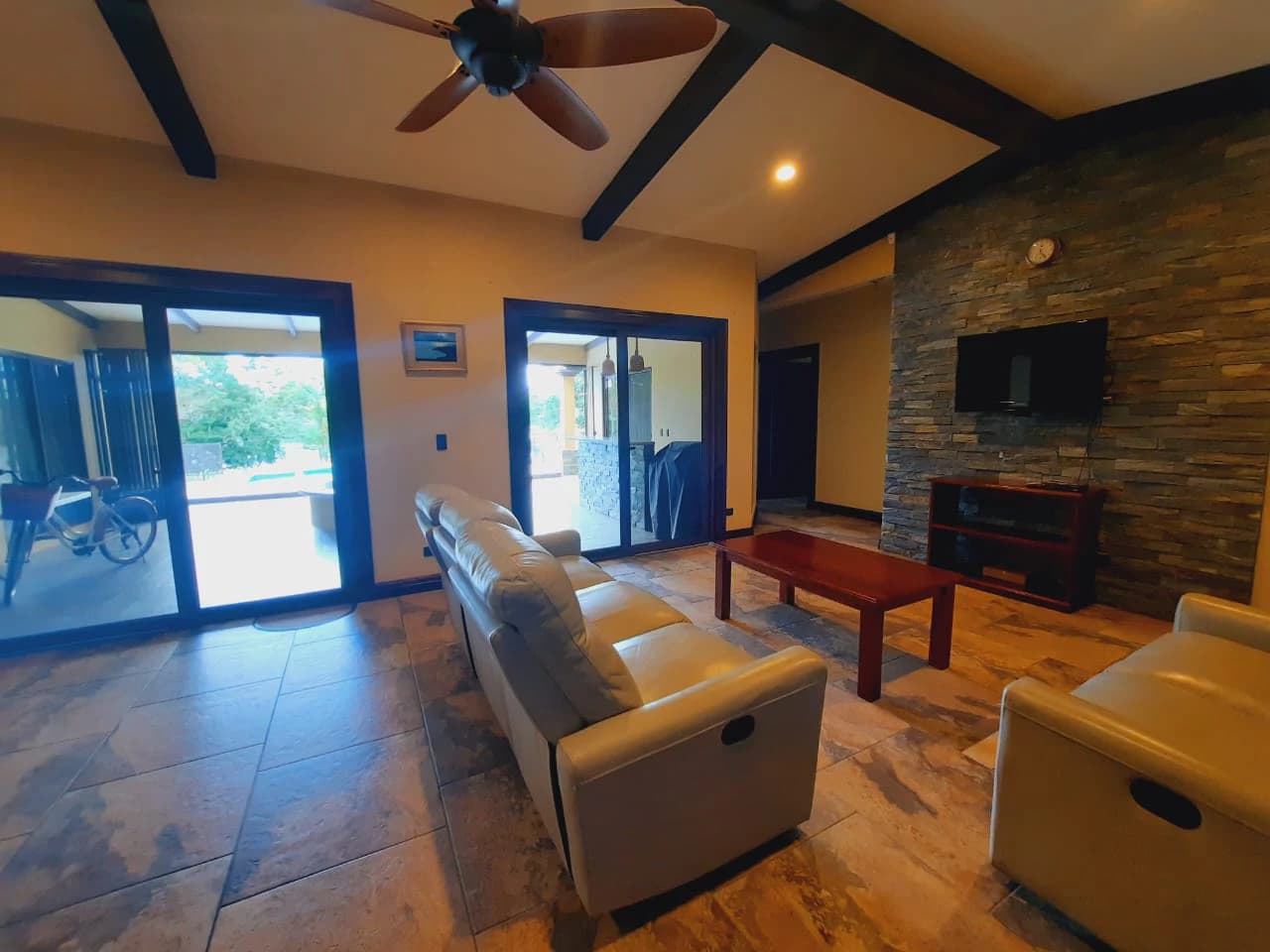 LA TOSCANA - Mediterranean Style Luxury Home on Lake Front Property. - photo 10