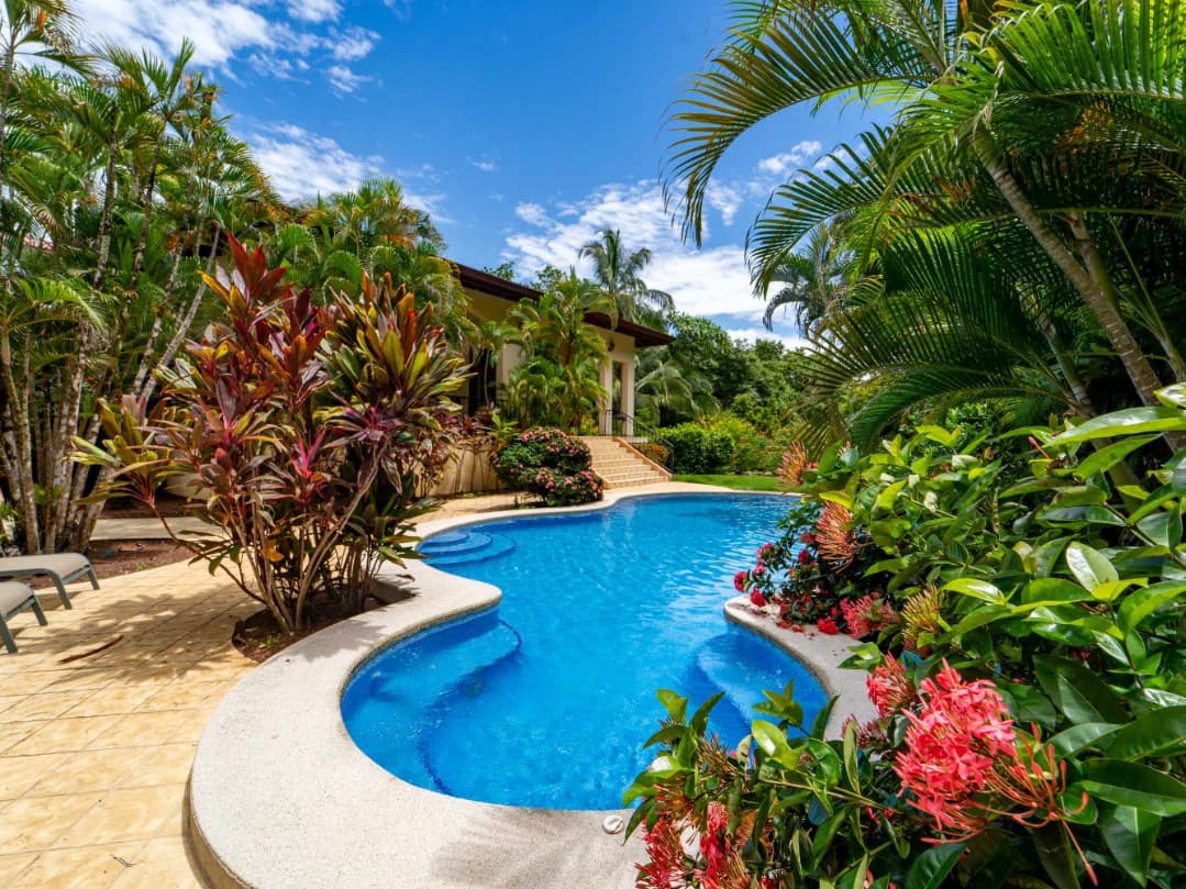 Oasis - Tropical Haven with Two Homes in Carrillo - photo 2