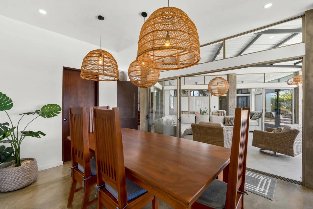 Casa Hijau: Modern Ocean-View Surf Home in Marbella - photo 11