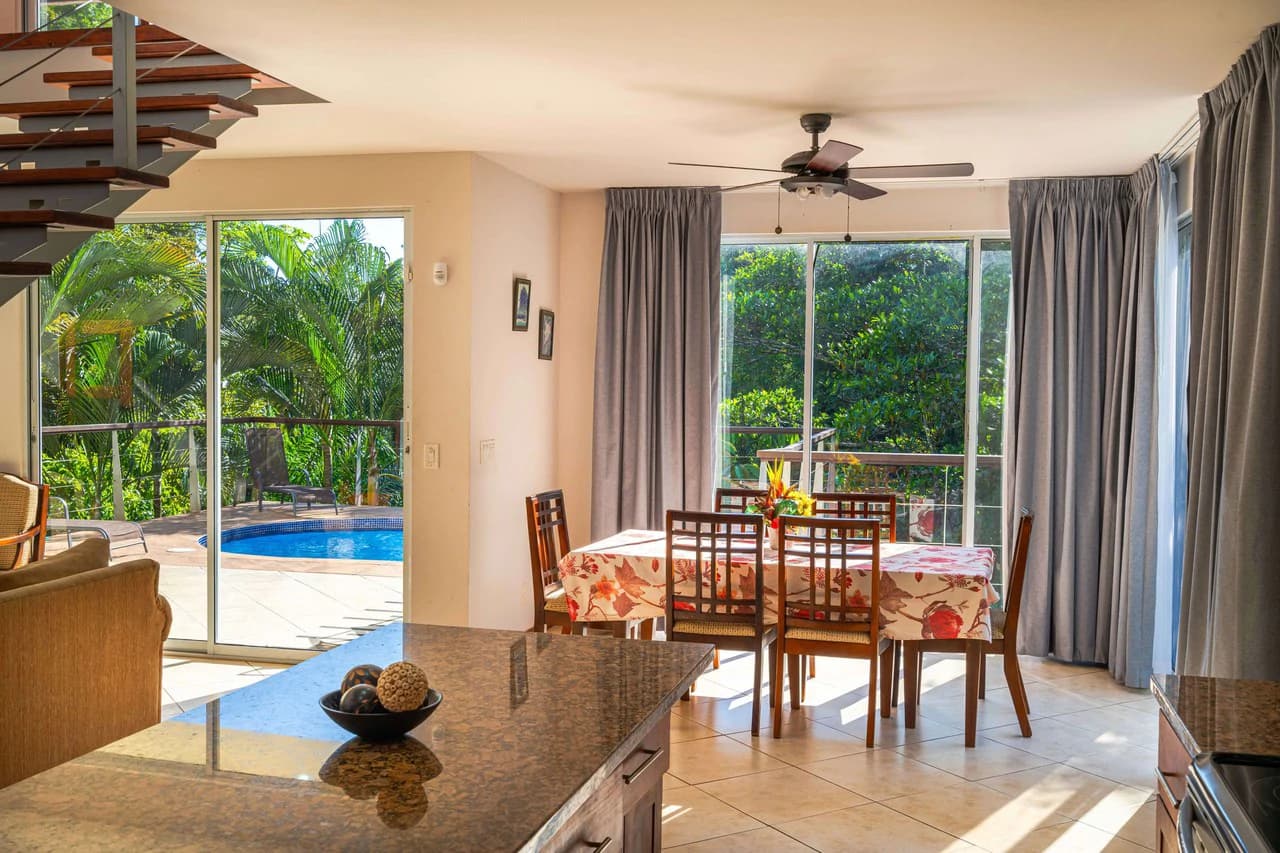 Casa Fox Las Palmas: Mountain House For Sale in Quepos - photo 12