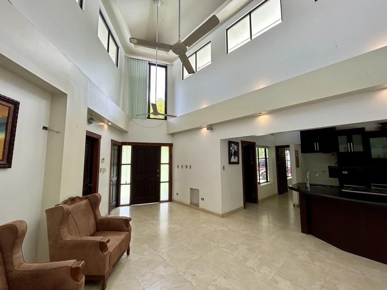Fixer-Upper Home with an studio Office in Palmar Norte on a 7.58 Acres Property - photo 33