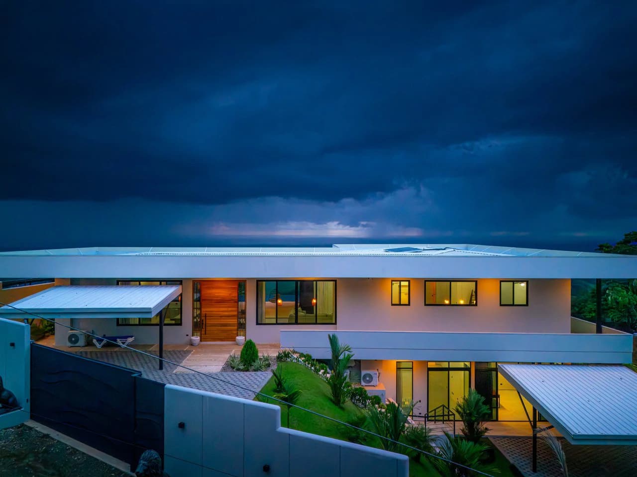 Lion's Gate Sunset Estate - photo 37
