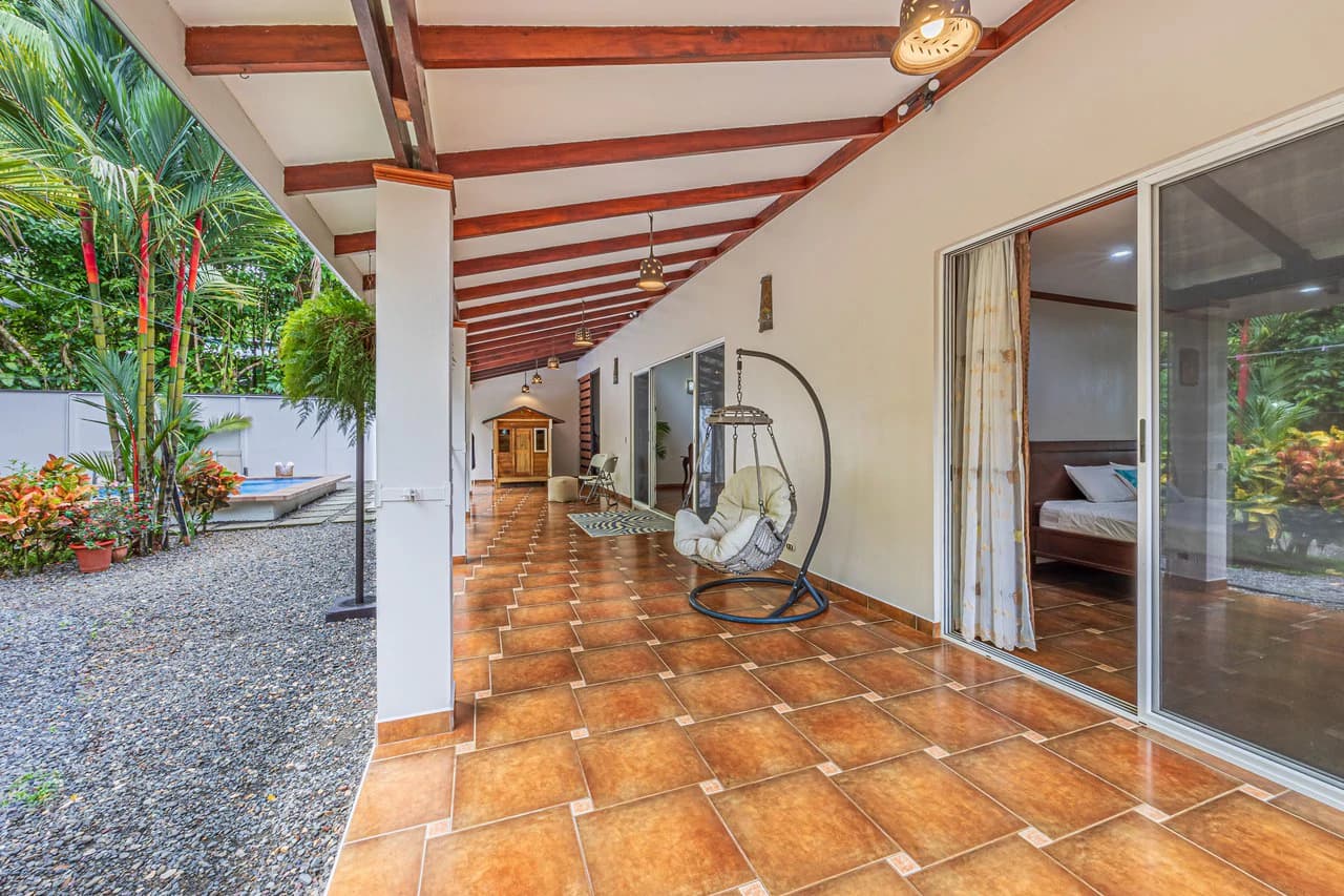 Happy Daze in Uvita: Commercial Building Opportunity in the Heart of Uvita. On Creek with Beautiful Jungle View - photo 25