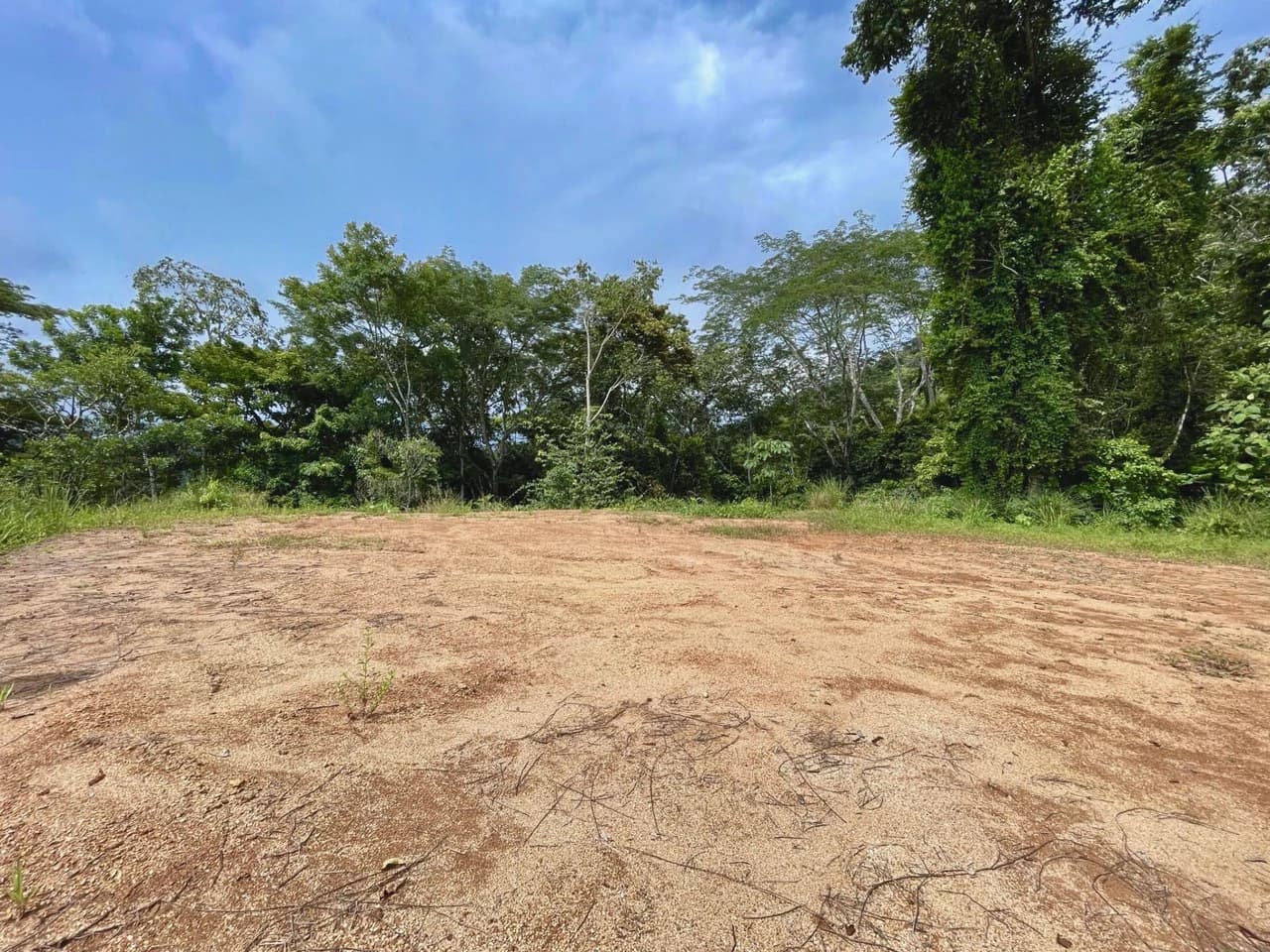 1.75 ACRES – Amazing Ocean View Lot, Gated Community, Legal Water, Minutes From Dominical And Beach!!!!: Near the Coast and Mountain Home Construction Site For Sale in Dominical - photo 8