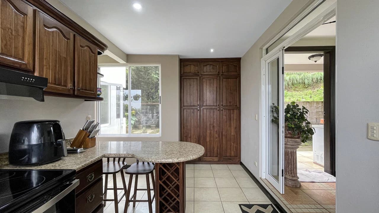 House for sale with large lots Grecia- San Isidro - photo 5