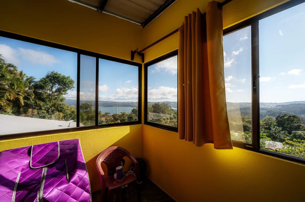 Harmony Haven: Lake Arenal View Home and Guest Casita - photo 11