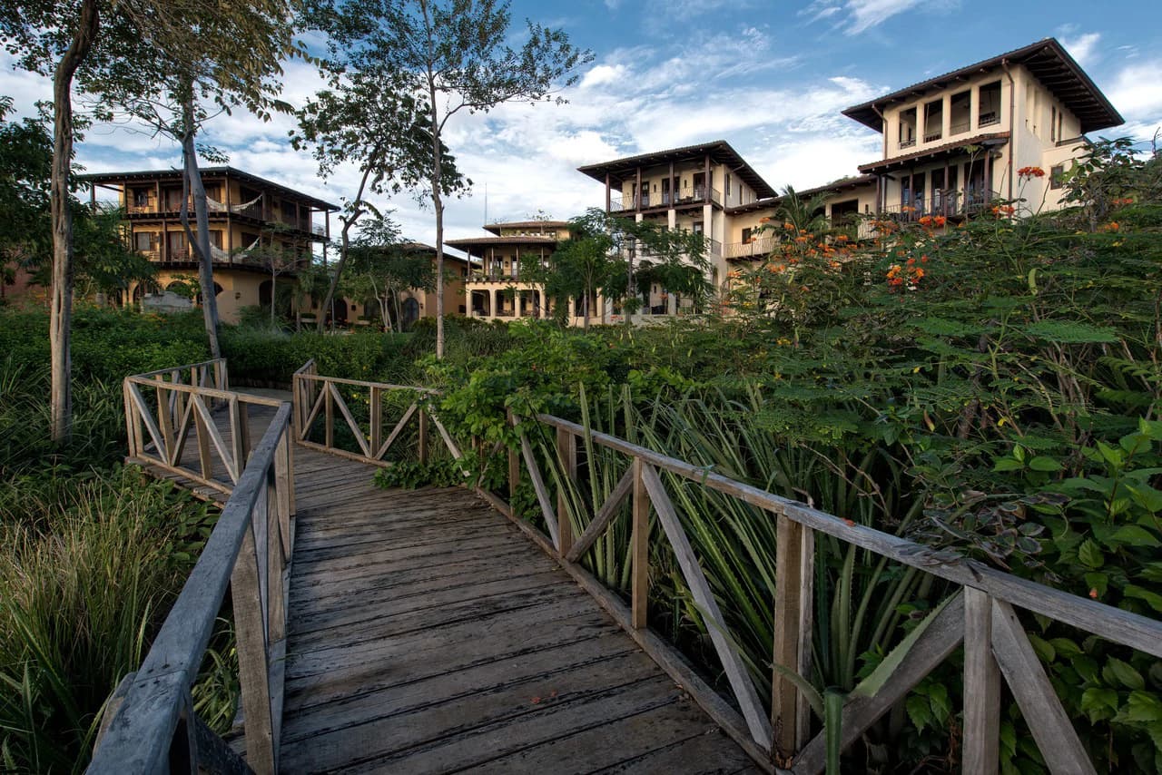 7 Calle La Ronda: Elegant 3-Story Ocean View Hillside Home in Las Catalinas - photo 41
