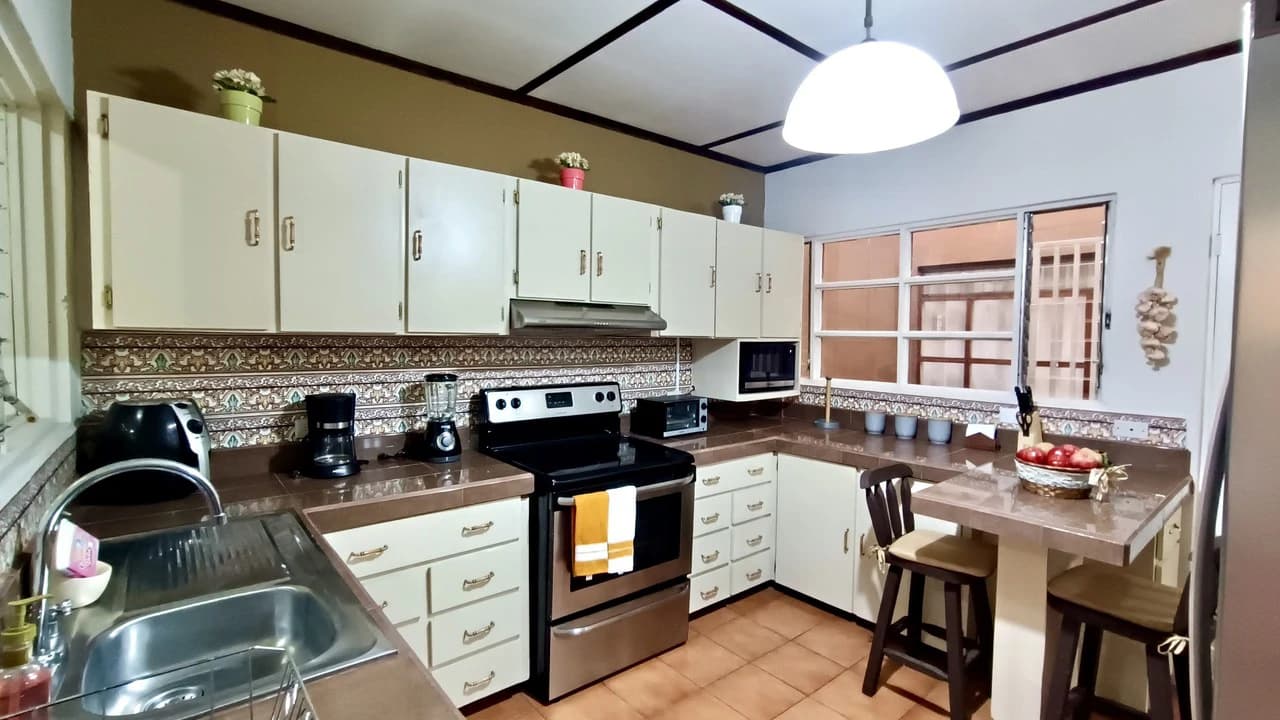 House for sale in residential area un San Jose, Costa Rica. - photo 15