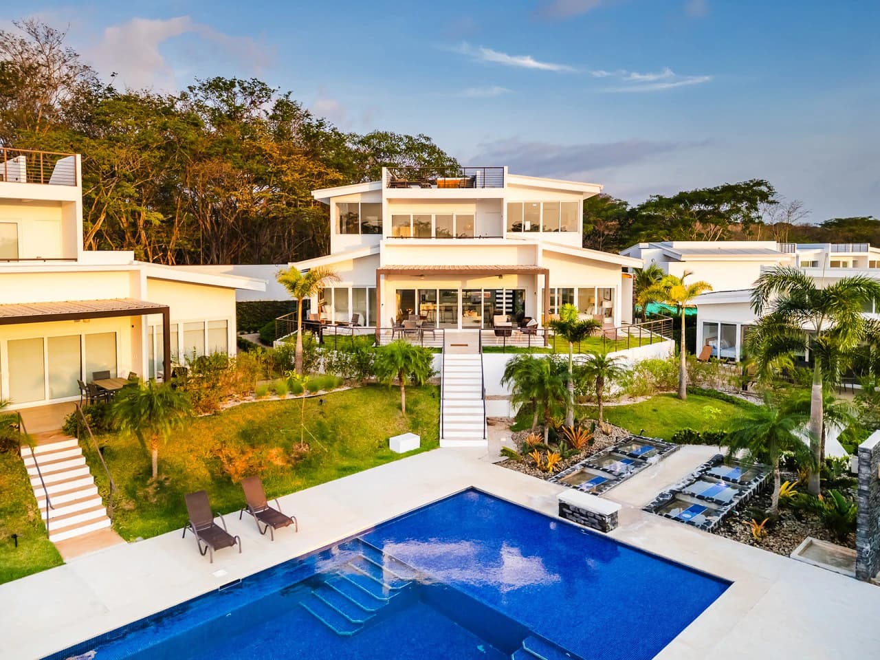 The Enclave: Ultra-Modern 5 Bedroom Villa Located Minutes From the Beach!