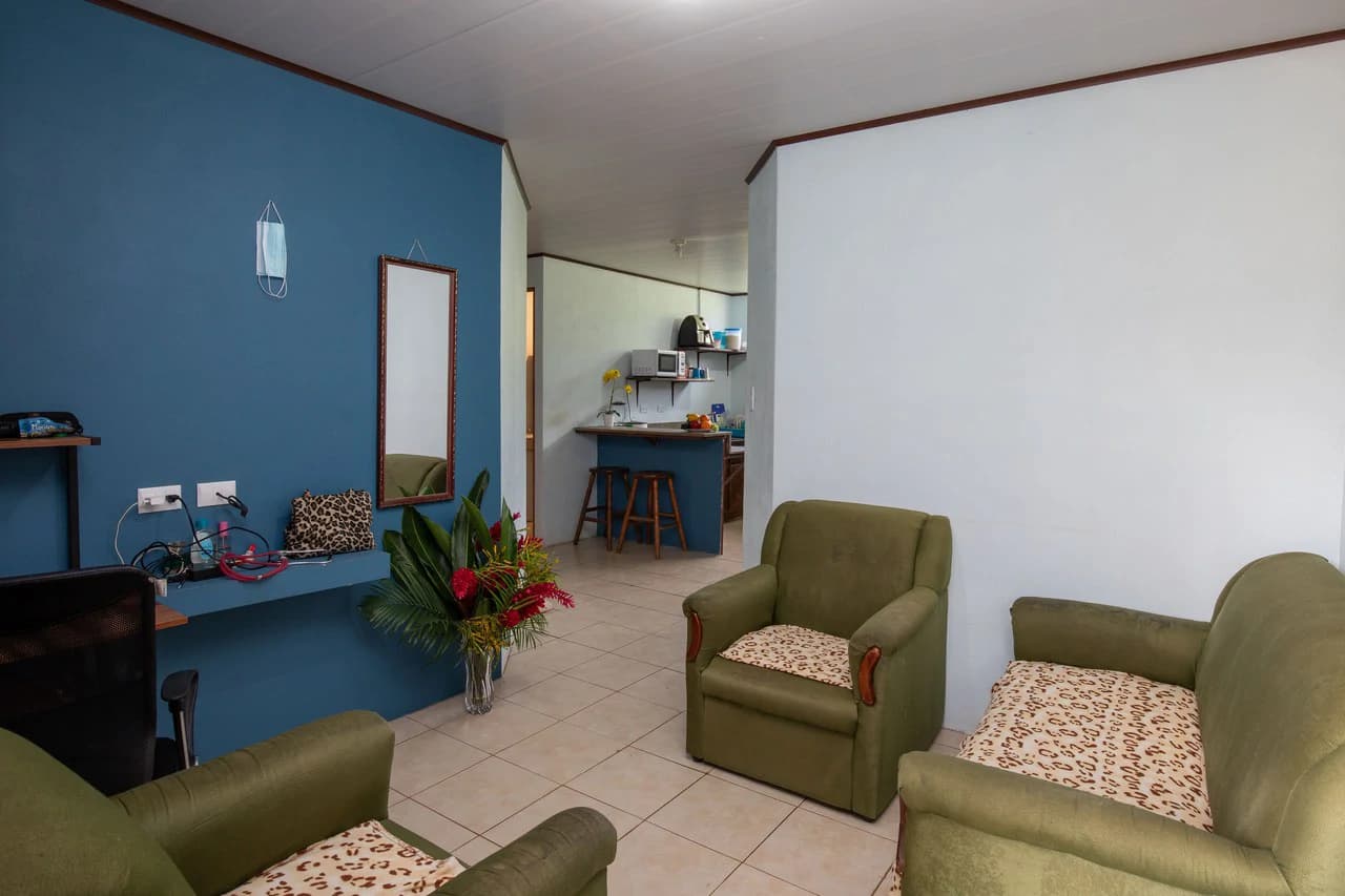 Apartment Hotel with Owners Suite, Fantastic Oportunity for Hostel in Uvita - photo 14