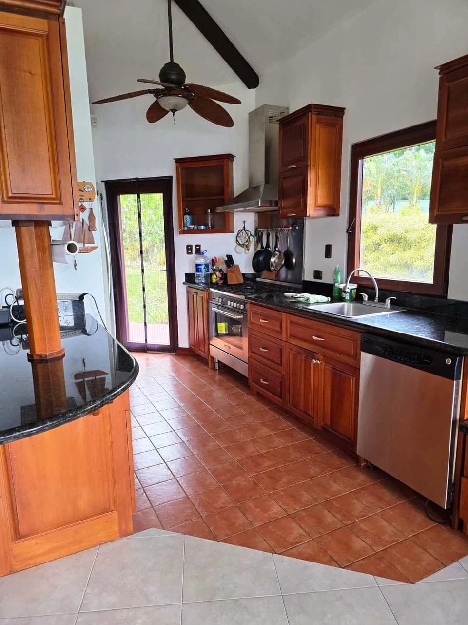 THE OCTAGON ESTATE - Seller Financing Available - Seller Motivated - photo 5