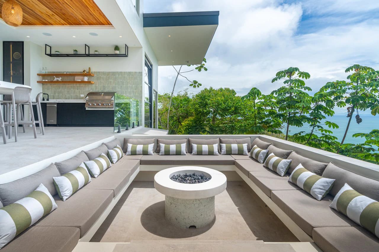 Acqua Blu: Mountain House For Sale in Escaleras - photo 82