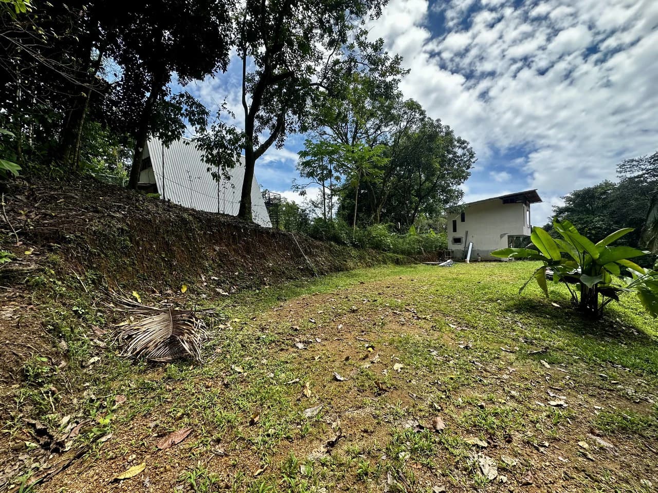 Investment Opportunity in Playa Hermosa – Fixer-Upper with Great Potential! - photo 7