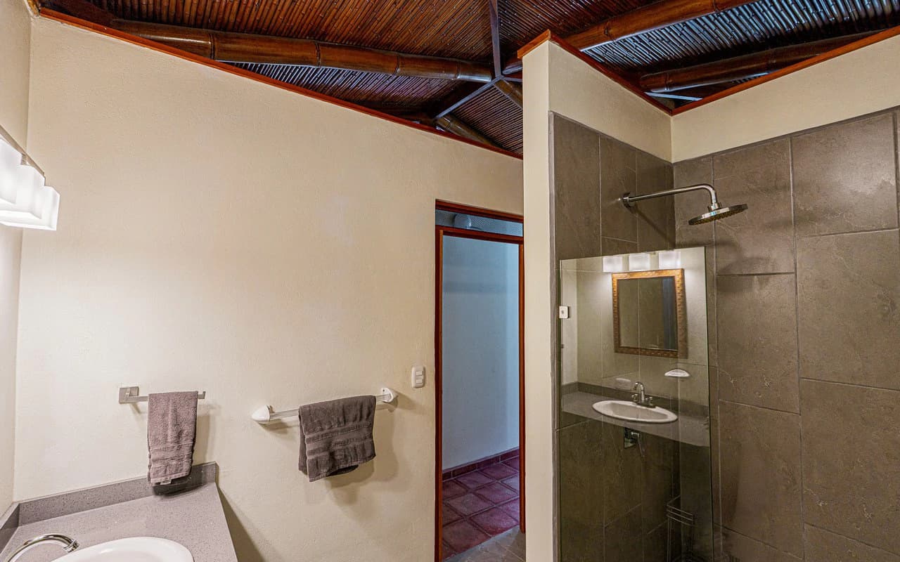 Whale's Tail Ocean View Estate with Extra Lot in Between Uvita and Dominical - photo 45