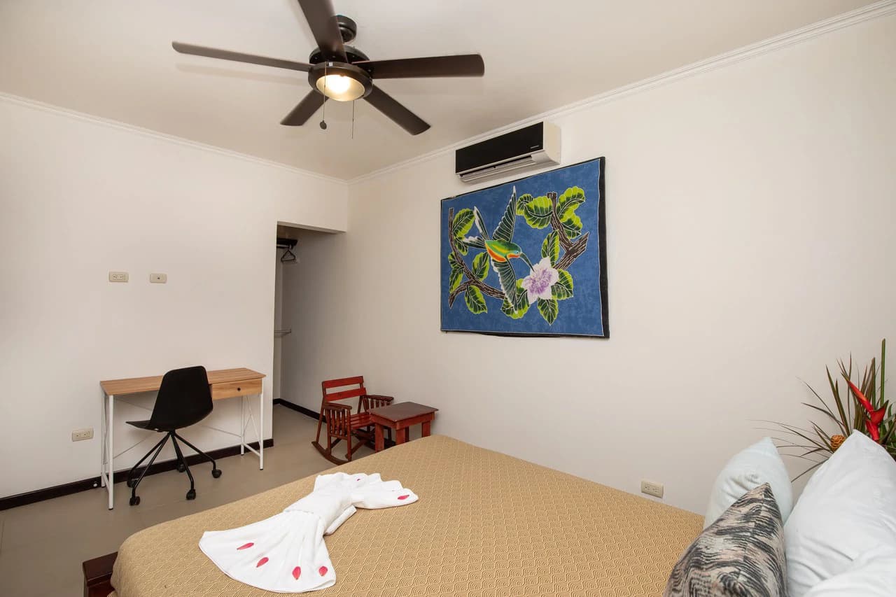 Manuel Antonio 3 bedroom- 3 bath with pool in Gated Development - photo 43