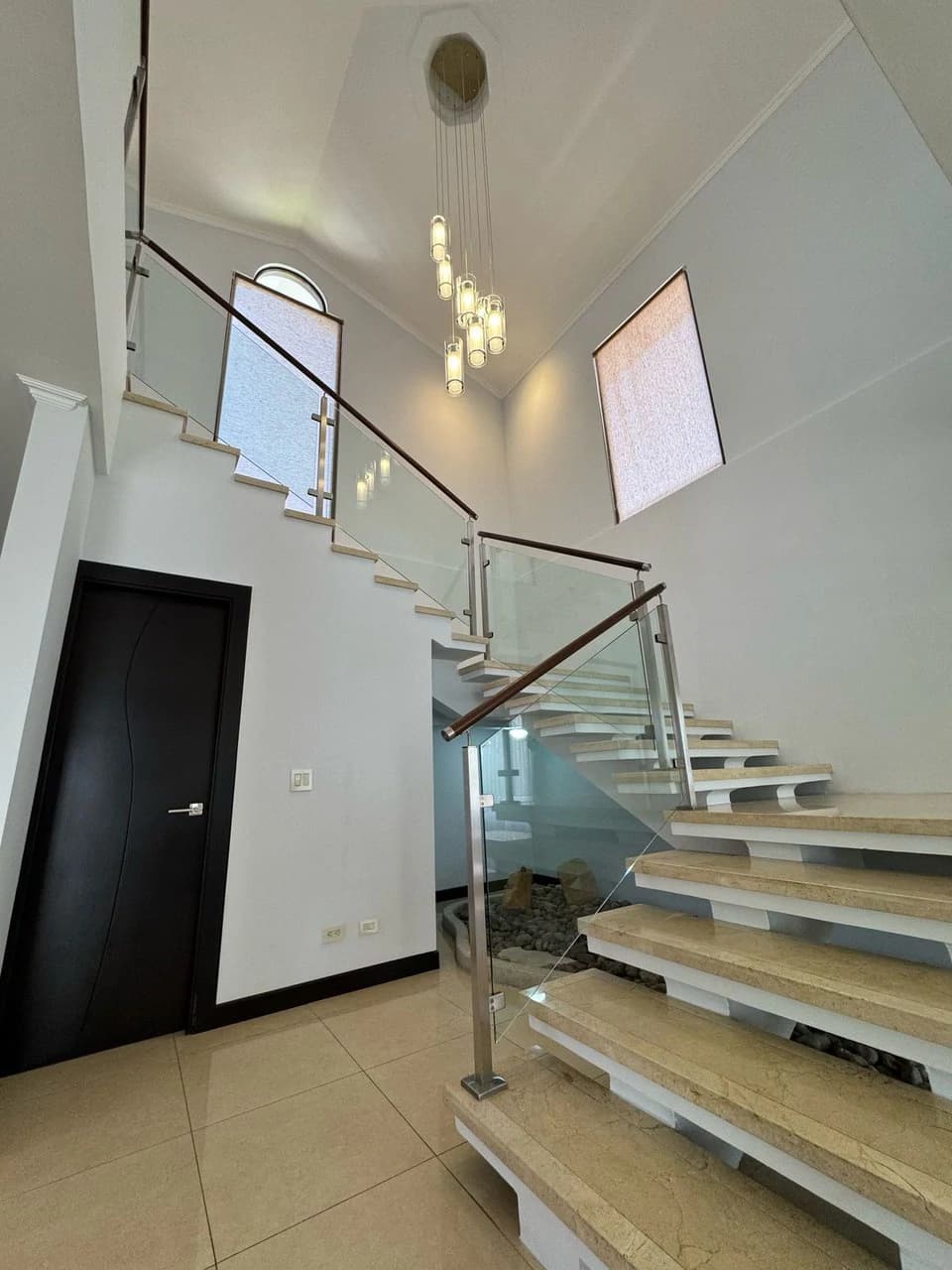 Casa La Guaria: House For Sale in Barrio La Guaria - photo 4