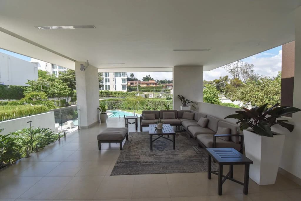 Penthouse con Línea Blanca de 3 habitaciones en Escazú: Apartment For Sale in Guachipelín - photo 38