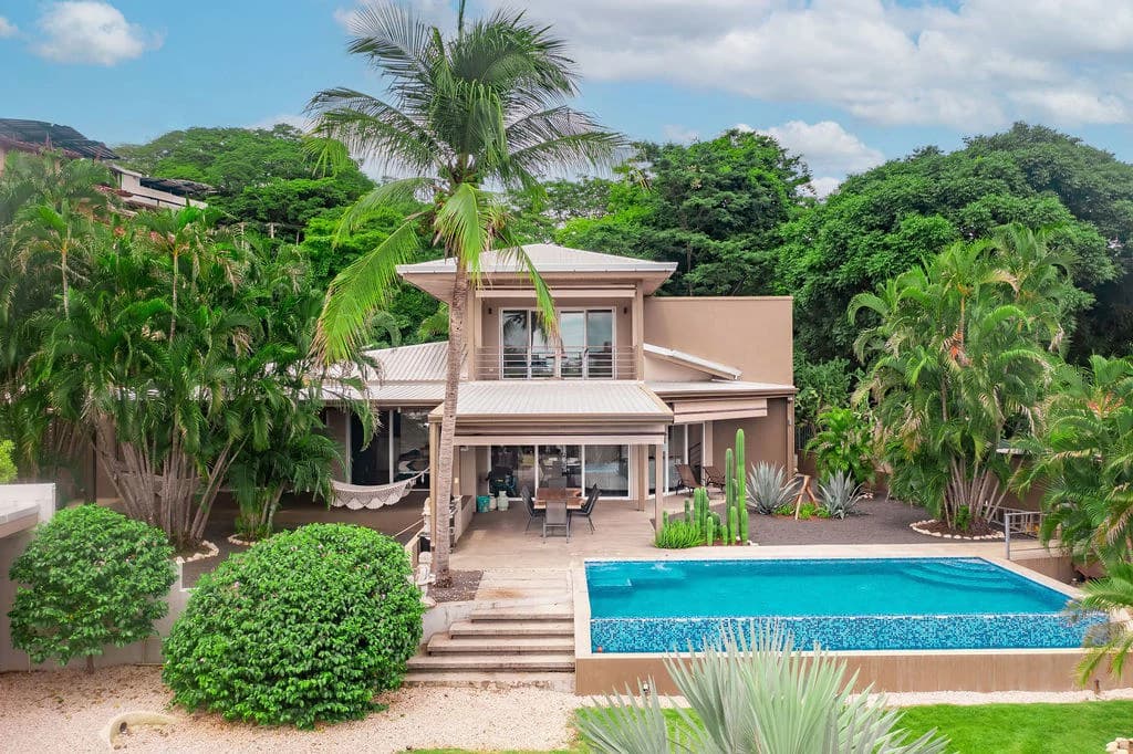 Casa Amani: Luxury Ocean-View Estate & Investment Opportunity in Tamarindo! - photo 90