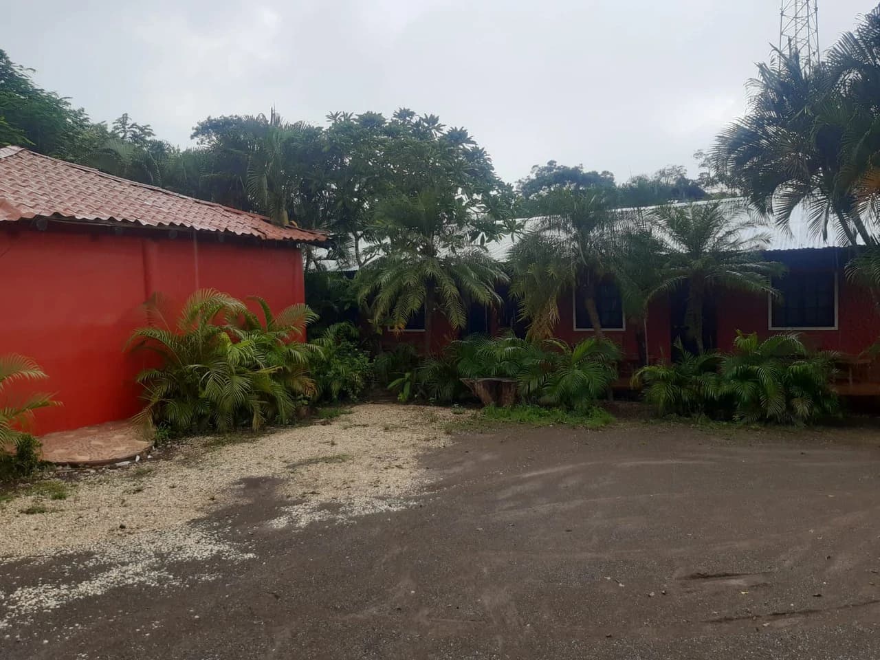 Apartments and Restaurant business for sale, commercial property in Huacas, 1 hour away from the airport of Liberia - photo 8