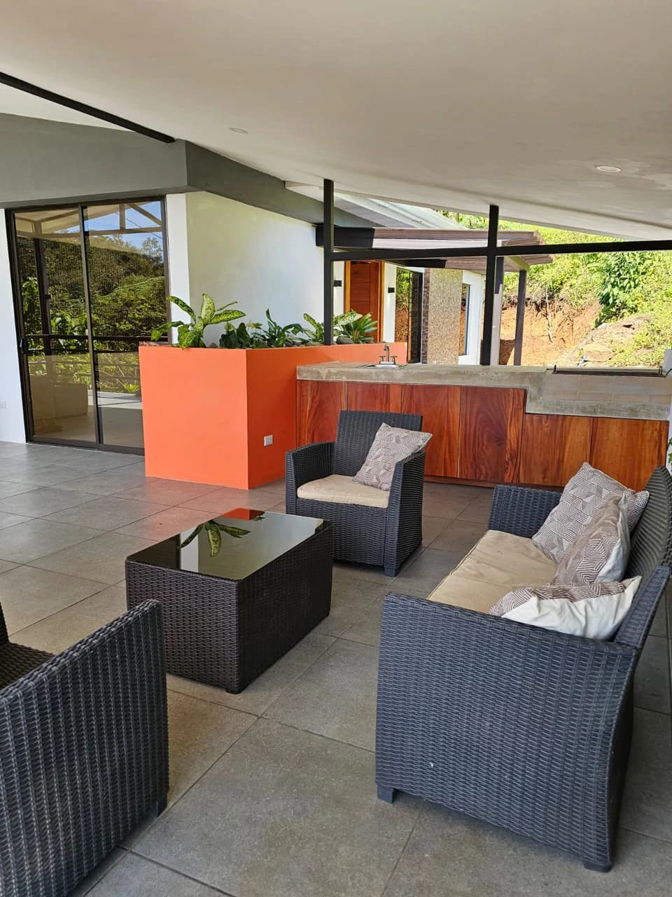 VILLA AMANDA: Urban Style Home in Rural Setting - photo 11
