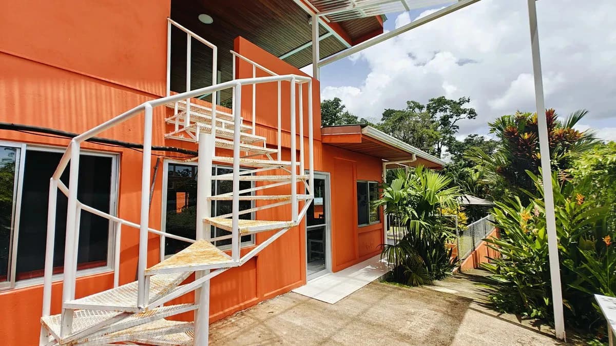 ID 888: 4 Bd/3 Ba Multi-Unit Home Near Puerto Viejo with Rental Potential - photo 25