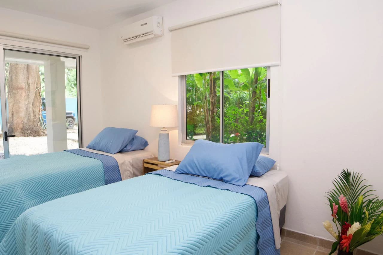 RIVIERA RESIDENCES: 12 Home Community for Sale - Profitable Investment Opportunity 5 min walk to Playa Potrero - photo 9