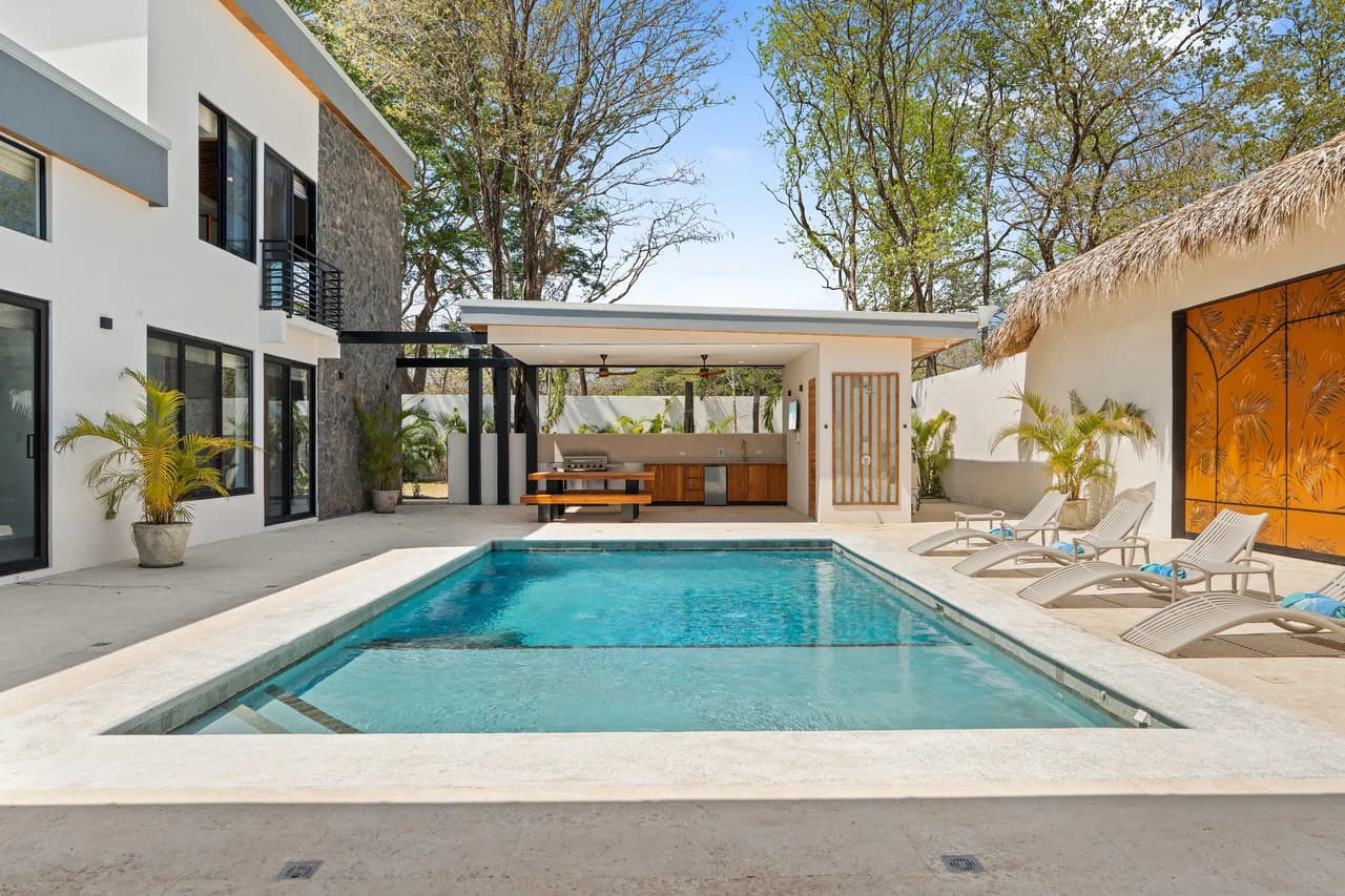 Casa Guacamaya Azul: Fully Furnished Luxury Villa in Playa Grande - photo 4
