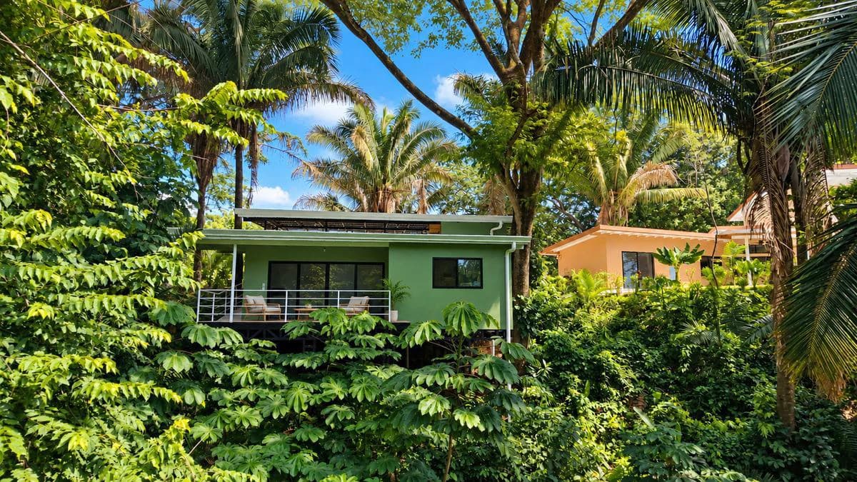 Casa Selva Serena: 3-Bedroom home & Guest Unit | A Rare Tropical Setting Just Minutes from Sámara Beach - photo 26