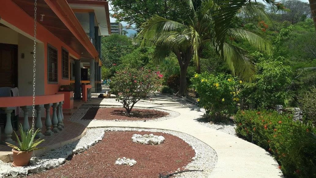 Cabinas Villa del Sol, Tamarindo: Multi-Units Apartment Buildings Located 250 Meters From Tamarindo Beach - photo 7