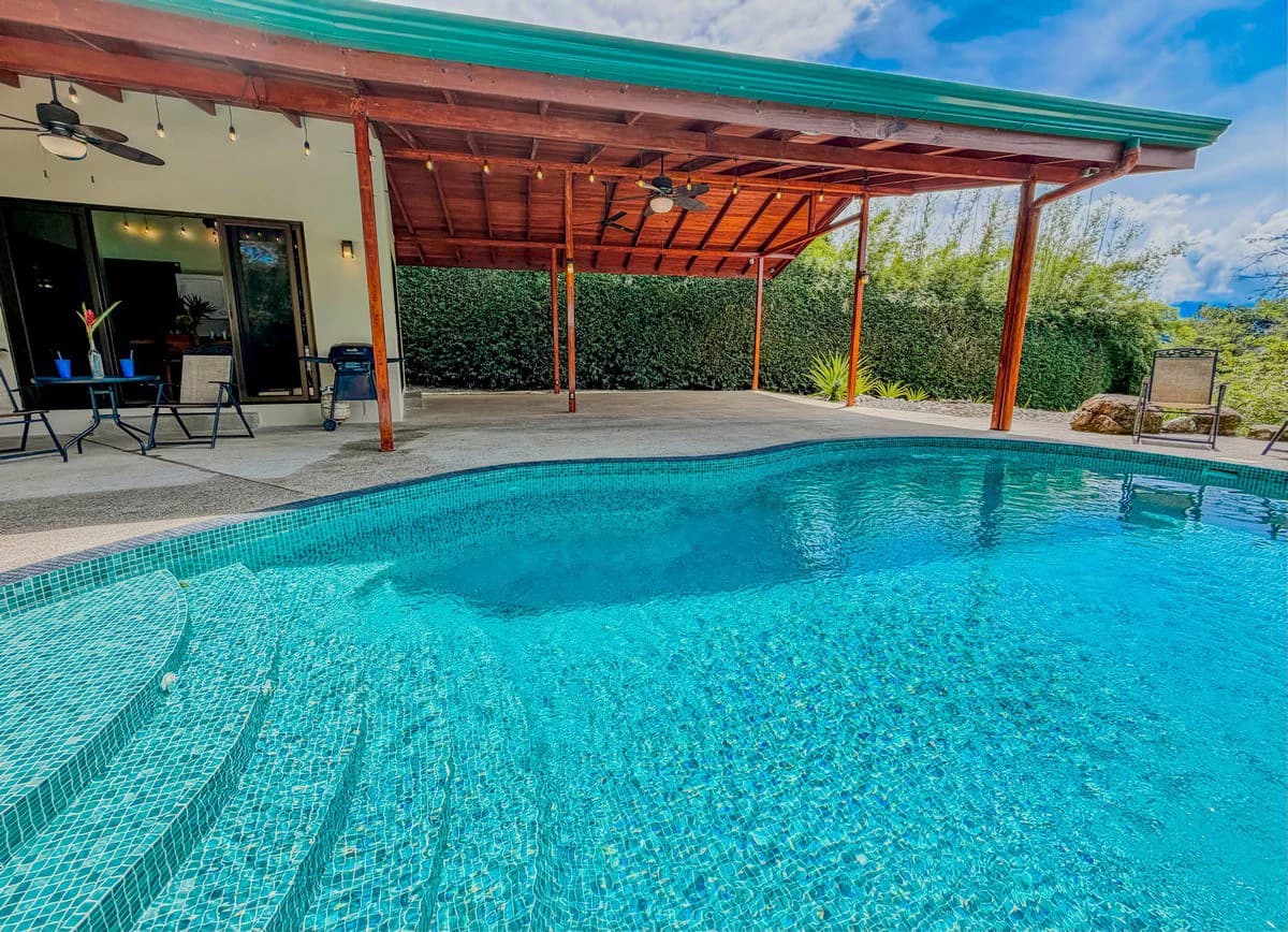 0.8 ACRES- 2 Bedrooms w/ Conversion Potential to 3 Bedrooms, 2 Full Bathrooms, Saltwater Pool, 8min to Dominical, and TWO 4×4 Vehicles Included!!! - photo 3