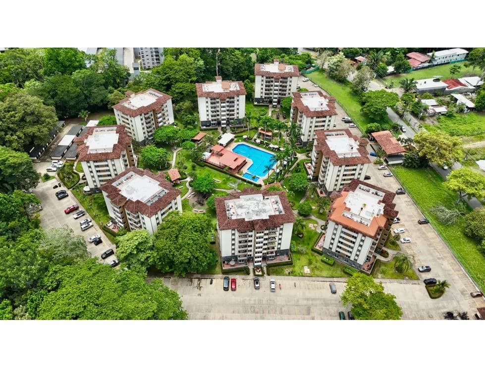 Spacious 3-Bedroom Apartment in Costa Linda with Community Pool in Jacó - photo 5