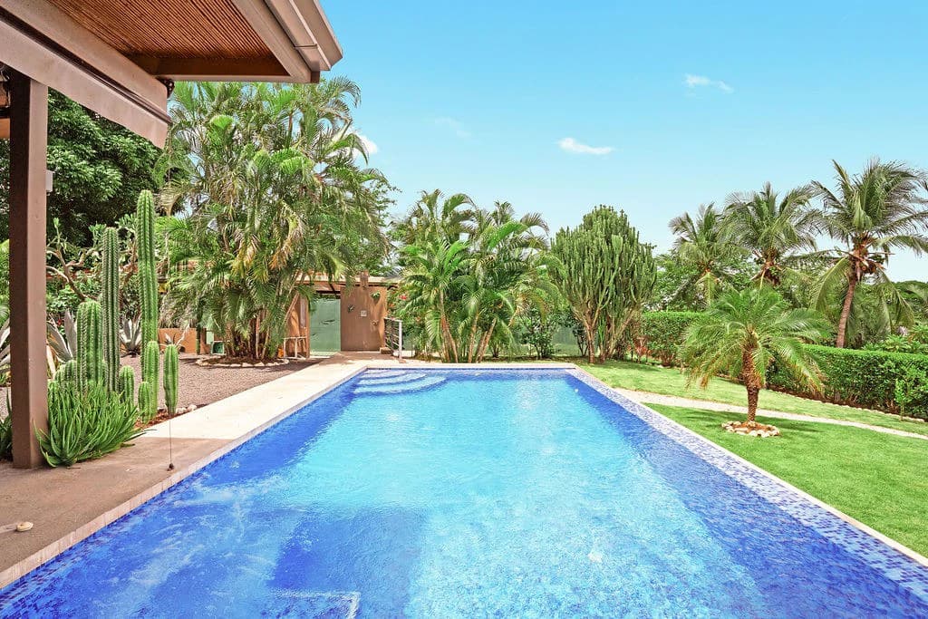 Casa Amani: Luxury Ocean-View Estate & Investment Opportunity in Tamarindo! - photo 47