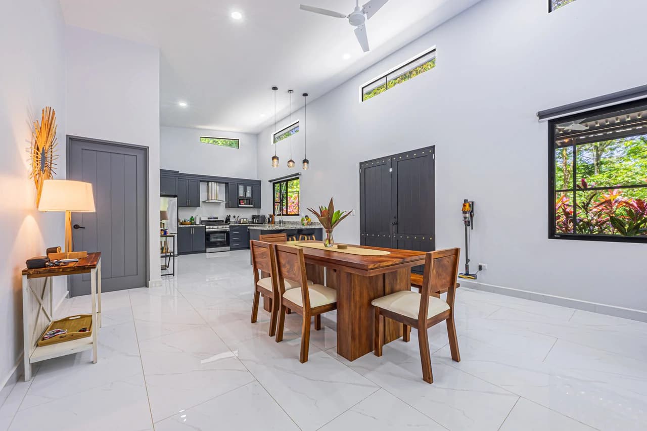 Mountain House For Sale in Cinco Ventanas - photo 33