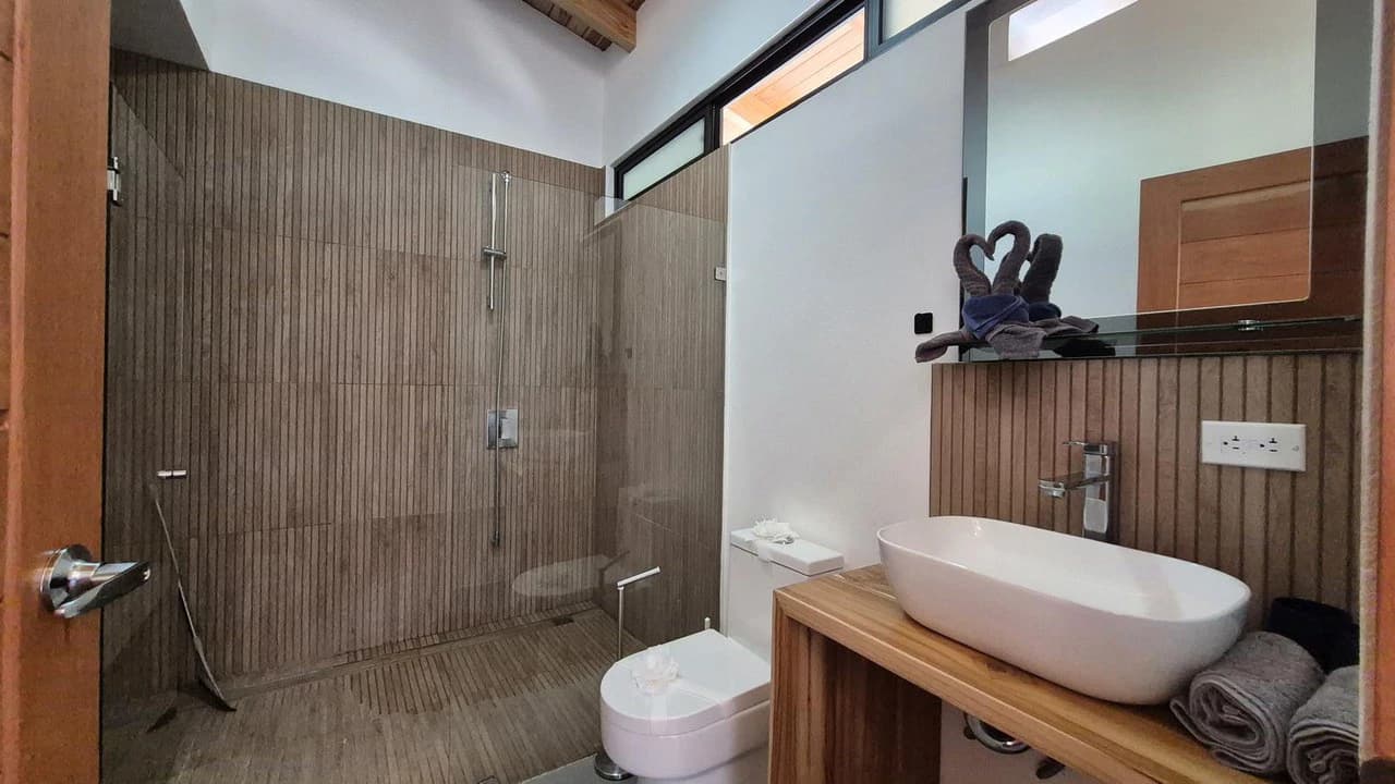Casa Happy Eden: Elegant Ocean View Villa with Infinity Pool in Exclusive Boca del Toro – minutes from Carillo Beach - photo 27