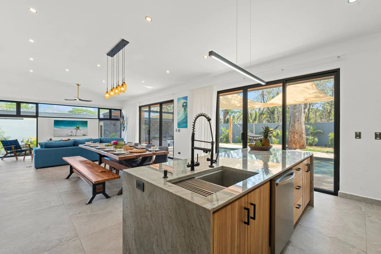 Villa Wahoo: Luxury Beachside Villa in Playa Grande Estates - photo 14