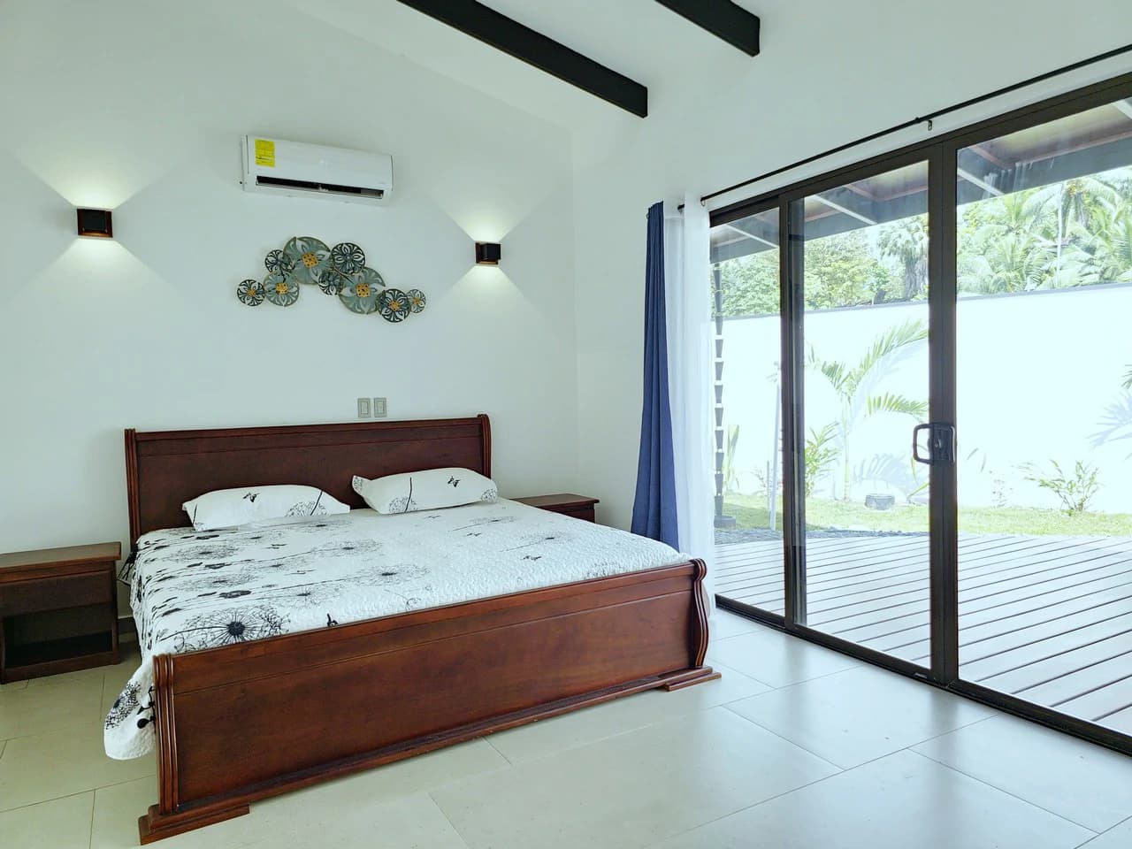 Price Reduced - Modern Oasis Near Uvita: Contemporary Living with Pool & Privacy - photo 34