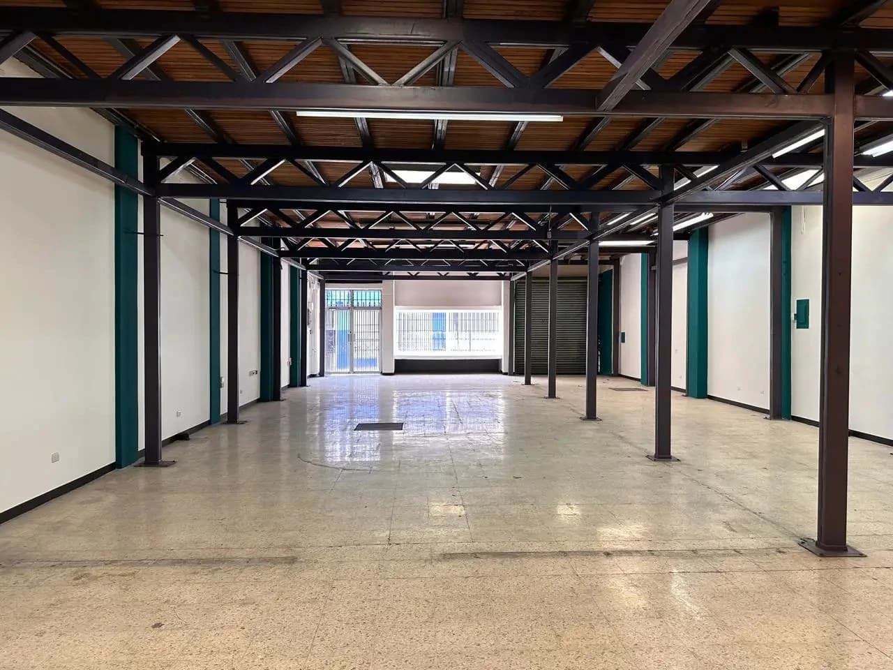 High-Impact Commercial Building in Downtown San José 698 m² of Construction | Catedral District | ZC-2 Zone - photo 9
