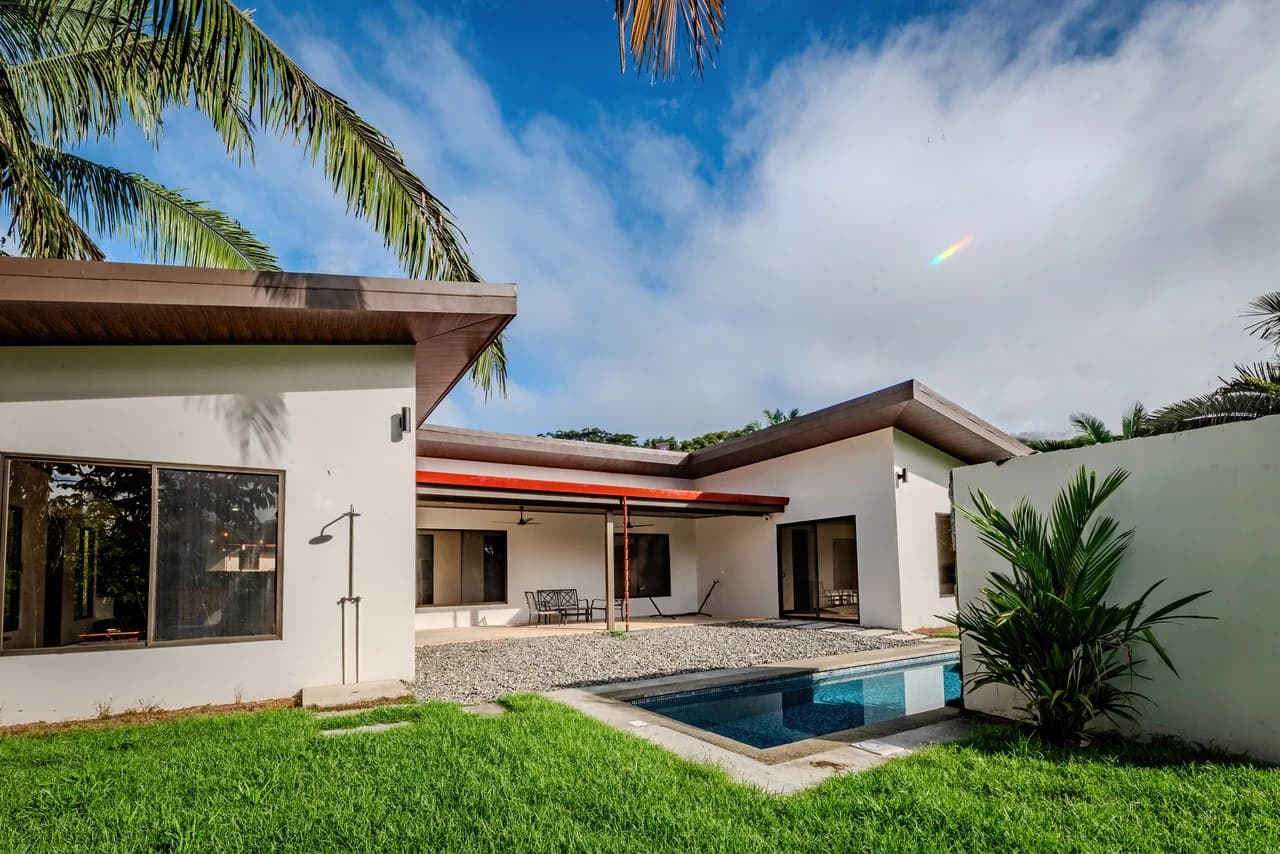 Brand New 3 Br, 2.5 Ba | Swimming Pool, High Ceilings - photo 28