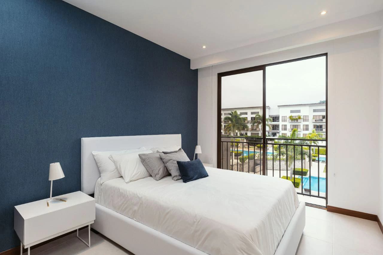 RS E #88: Luxurious 1 bedroom condo for sale with balcony in Santa Ana, Costa Rica