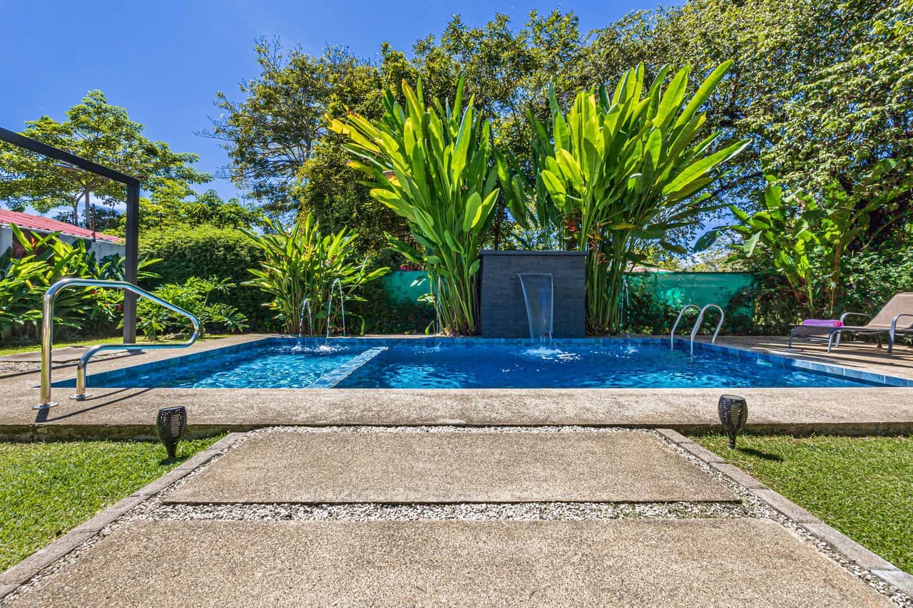 Tropical Modern Residence near Marino Ballena National Park - photo 5