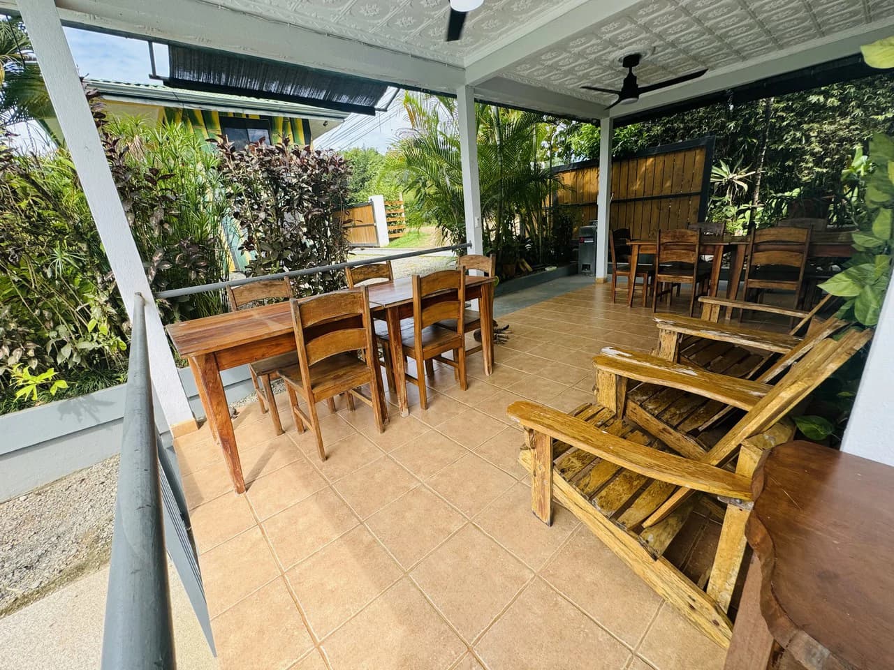 Downtown Uvita Commercial Room Rentals with Restaurant - photo 31