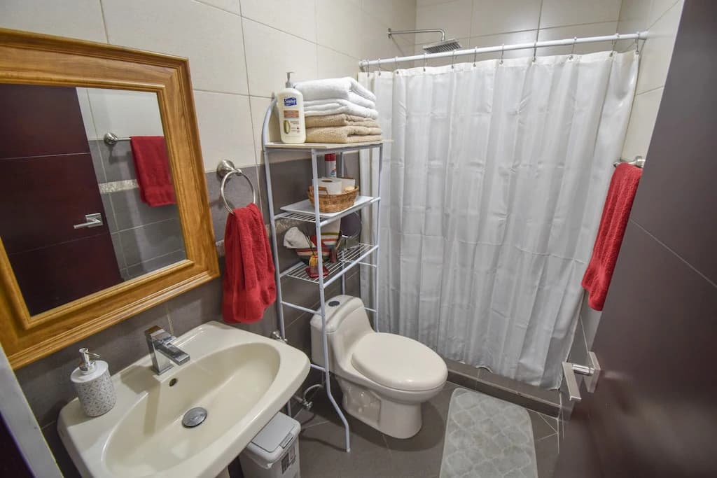 Apartamento de 2 Habitaciones + Sala de TV en Torres de Velarde Heredia: Apartment For Sale in Barreal - photo 14