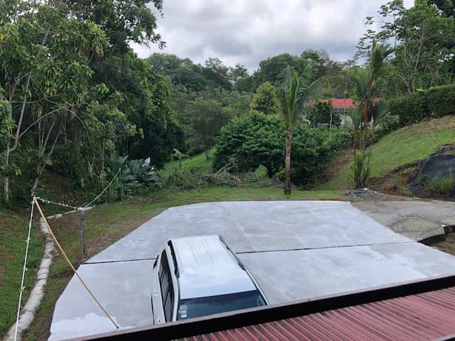 0.27 ACRES – 3 Bedroom Solid & Beautiful Home In Central Location, Easy 2WD Access!!! - photo 14