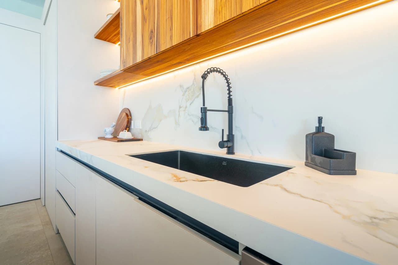 Acqua Blu: Mountain House For Sale in Escaleras - photo 67