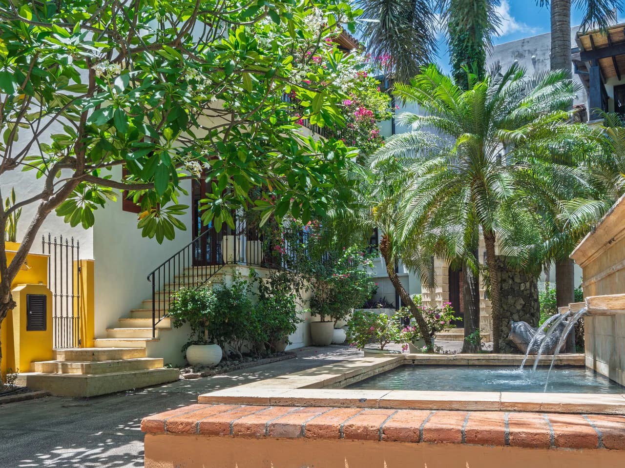 25 Paseo Del Mar: Best-Priced Beachfront Home in Las Catalinas - photo 42